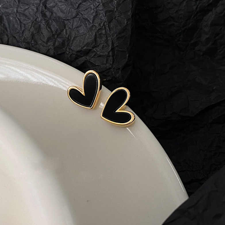 Korean Jewellery Black Enamel Heart Stud Earrings for Girls | Korean Style Love Earring Birthday Party Jewelry | S925 Needle Earings For Wedding Anniversary | For All Occasions