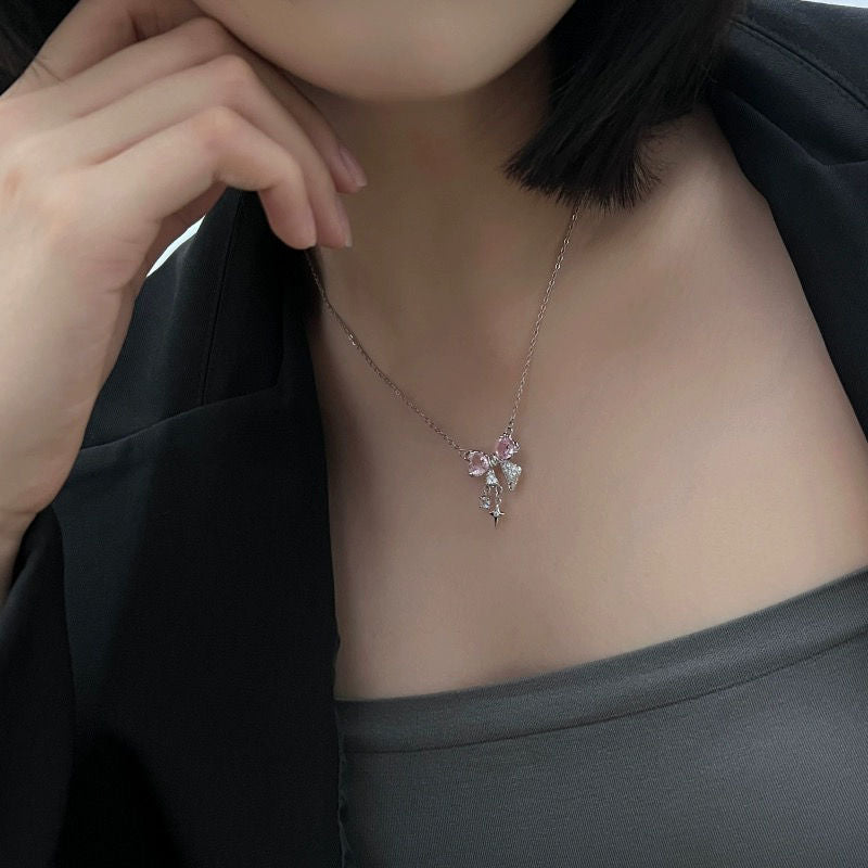 ● Korean Jewellery Pink Zircon Bow Necklace for Girls Sweet Fairy Clavicle Chain Shiny Zircon Korean Jewellery Necklace