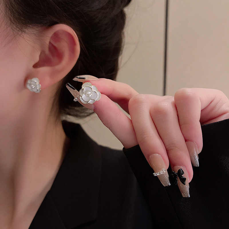 Korean Jewellery White Flower Camellia Pearl Sweet Light Luxury Elegant S925 Needle Earrings For Girls