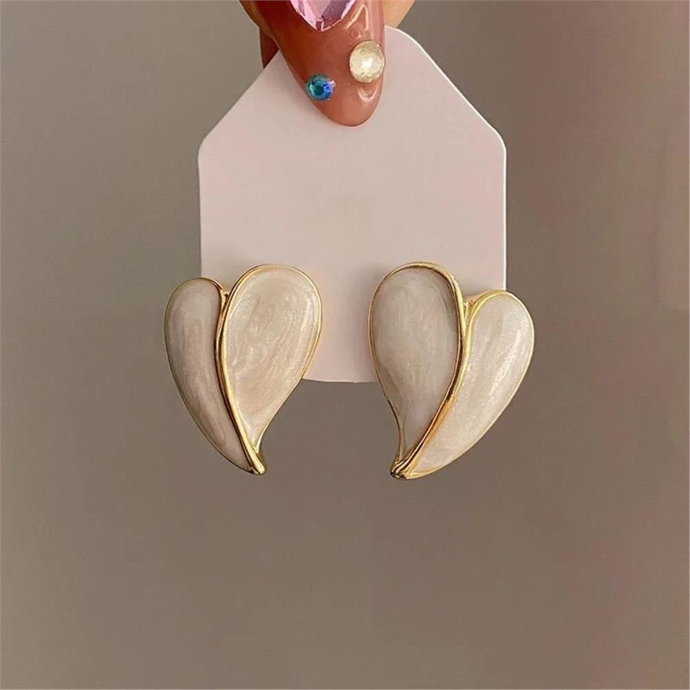 Korean Jewellery White Color Pearl Shell Love Heart S925 Needle Earrings For Girls