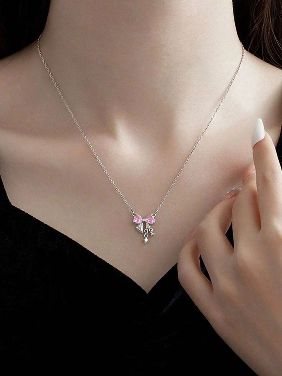 ● Korean Jewellery Pink Zircon Bow Necklace for Girls Sweet Fairy Clavicle Chain Shiny Zircon Korean Jewellery Necklace