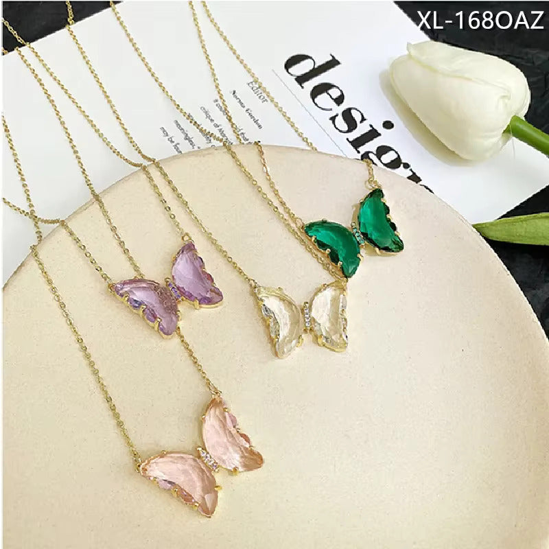 Korean Jewellery Girls Charm Crystal Butterfly Necklace Jewellery For Girls Glamour Female Color Butterfly Pendant Girl Jewelry Stylish