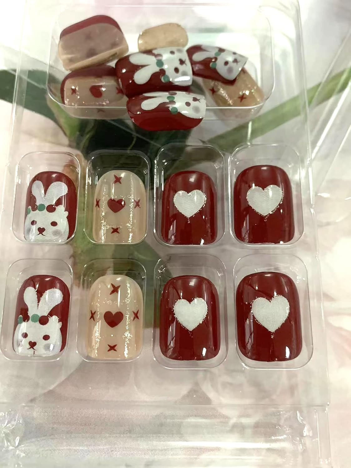 24Pcs Multicolor Beautiful Kitty Trendy Fake Nails (With Glue) Set For Girls - Wearable Nails Stylish Pattern Artificial Nails For Women