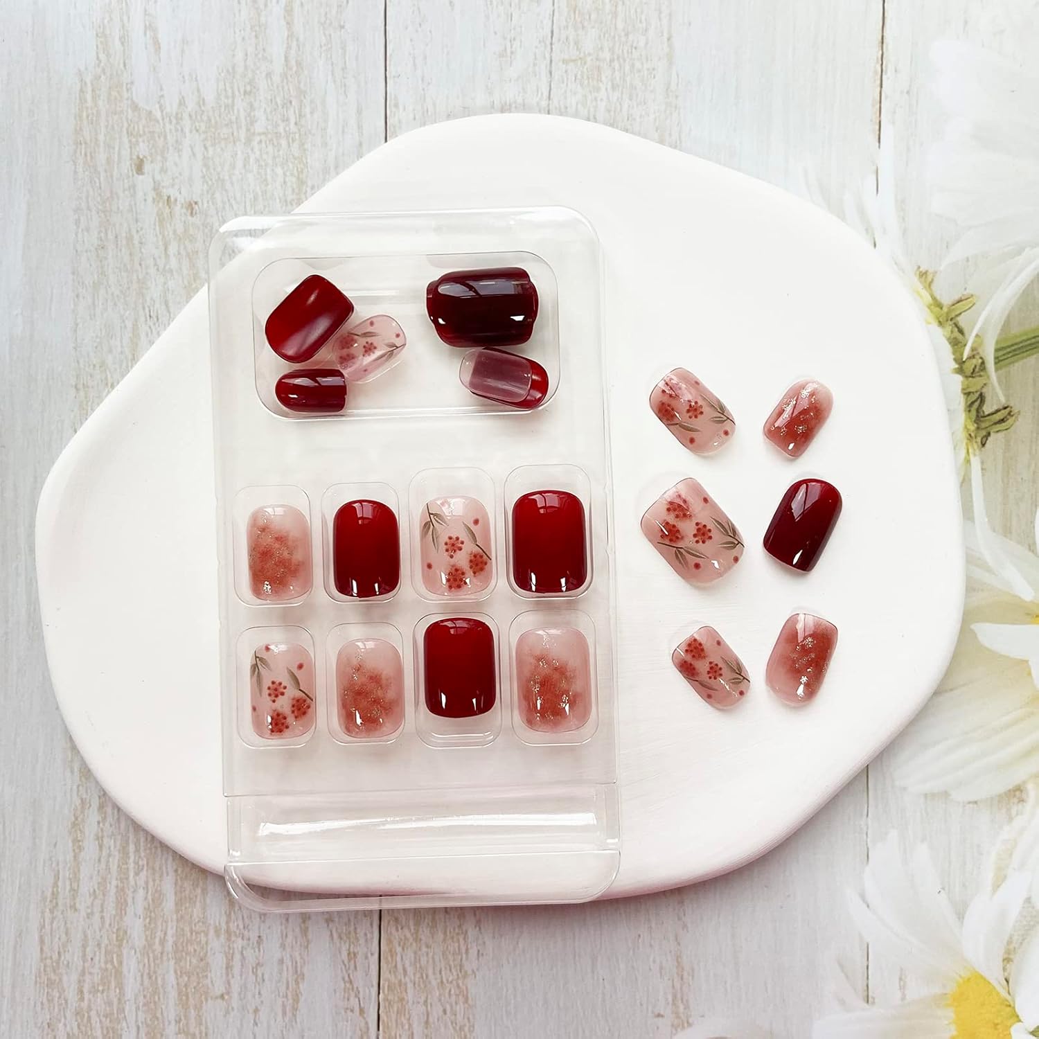 24Pcs Red & Pink Beautiful Flower Trendy Fake Nails (With Glue) Set For Girls - Wearable Nails Stylish Pattern Artificial Nails For Women