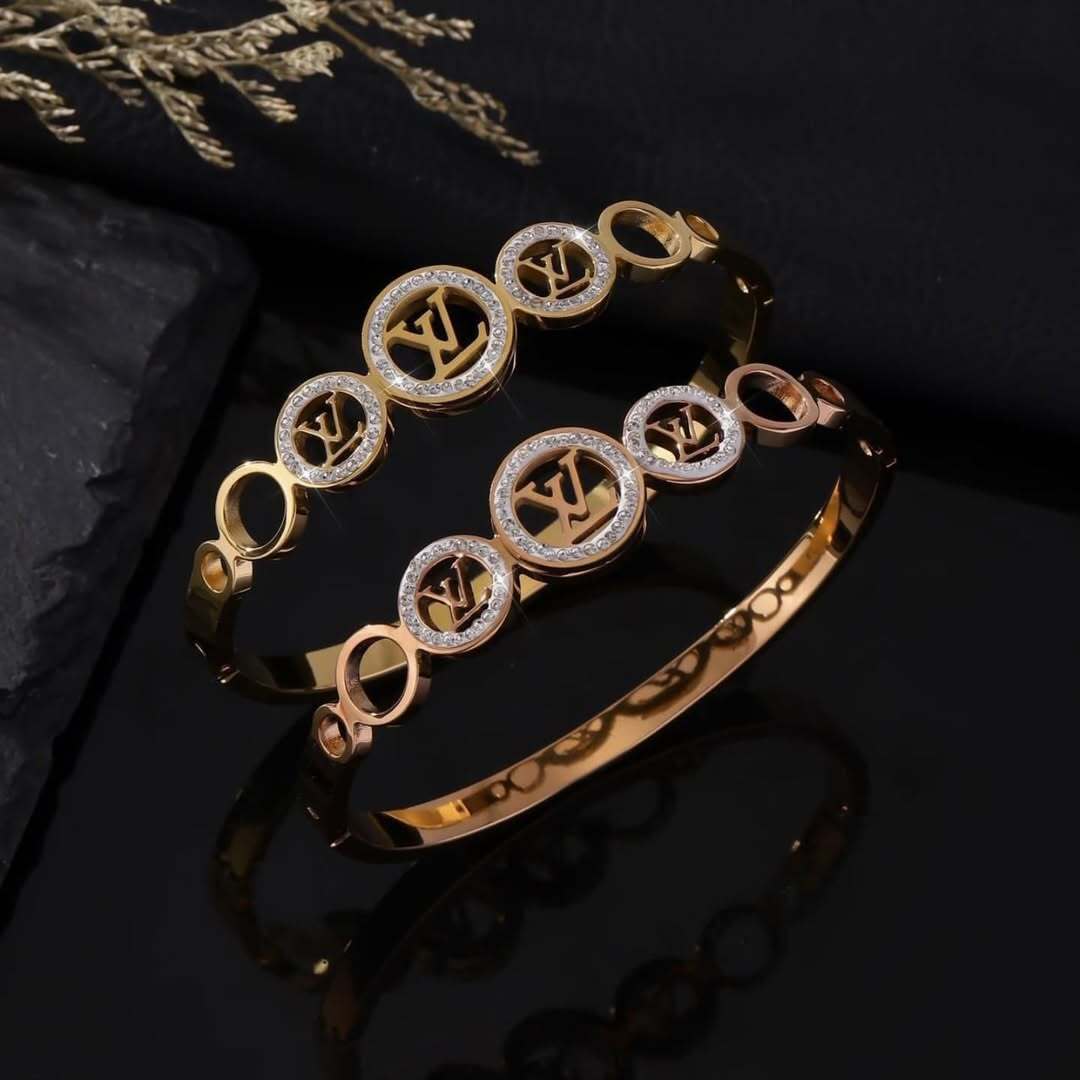 Luxury One Pcs 18kK Gold Plated Branded Stainless Steel Jewellery Zirconia Bangles Kara Bracelet For Girls | Never Fade Luxury Stainless Steel Adjustable HandCuff For Women