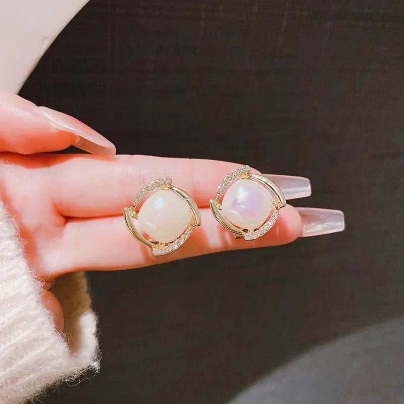 Korean Jewellery 925 Earings | Earring For Girls Stylish Simple Luxury Small Exquisite and Elegant Style Diamond Earrings New French Earrings Jewellery For Girls