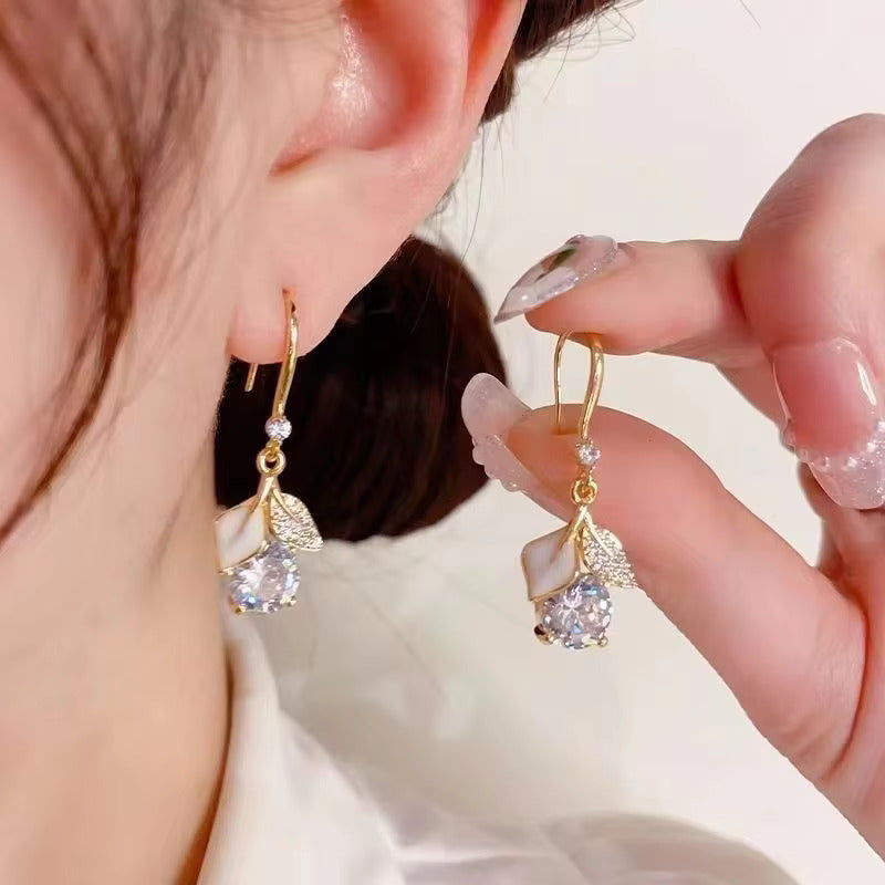 Korean Jewellery Leaf Light Luxury Shiny Sparkling Zirconia Trendy Earrings For Women & Girls