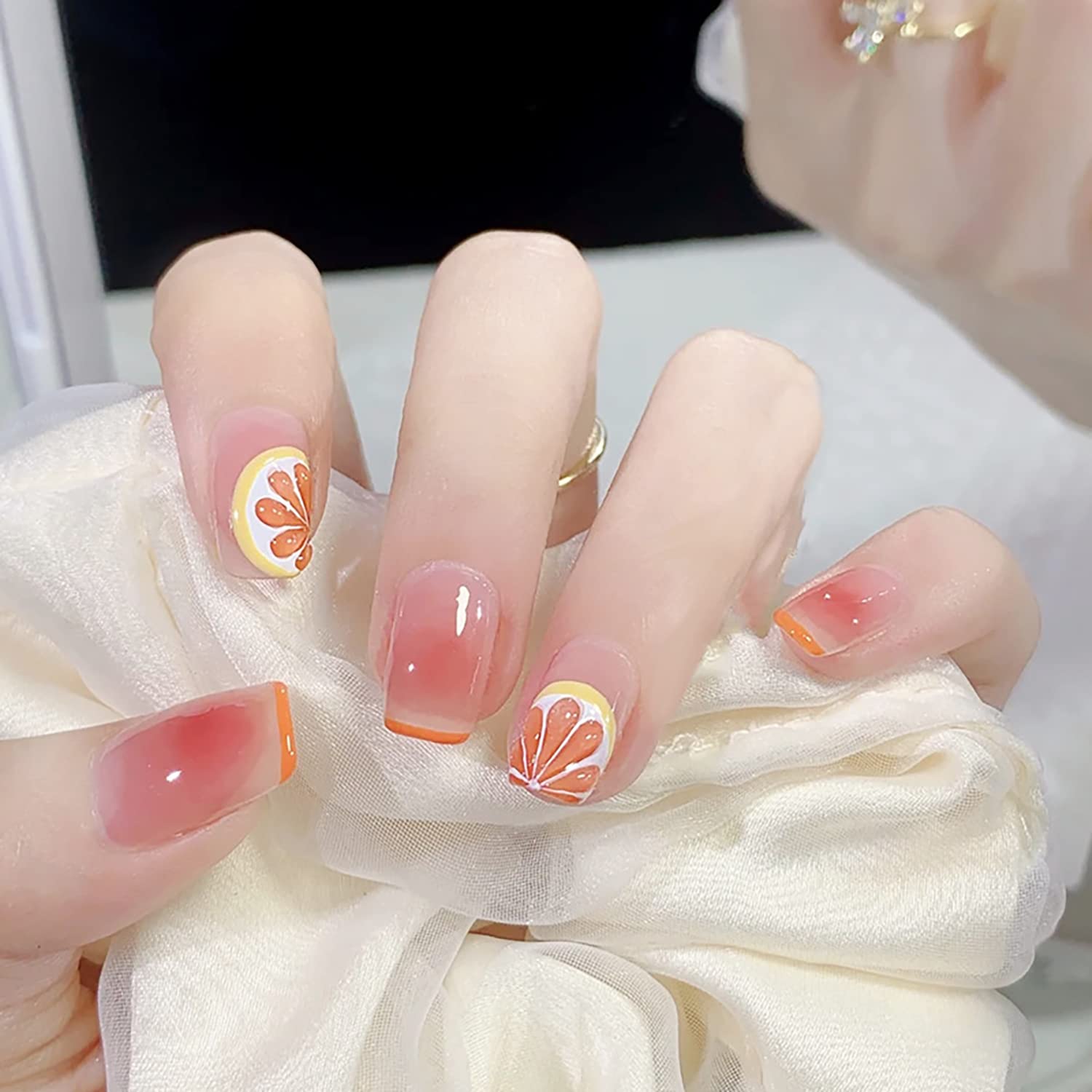 24Pcs Pink Beautiful Design Trendy Fake Nails (With Glue) Set For Girls - Wearable Nails Stylish Pattern Artificial Nails For Women