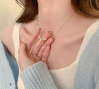 Korean Jewellery New Pearl Round Pendant Necklace Fashion Gold Color Rose Flower Necklace Choker Clavicle Chain Jewellery For Girls