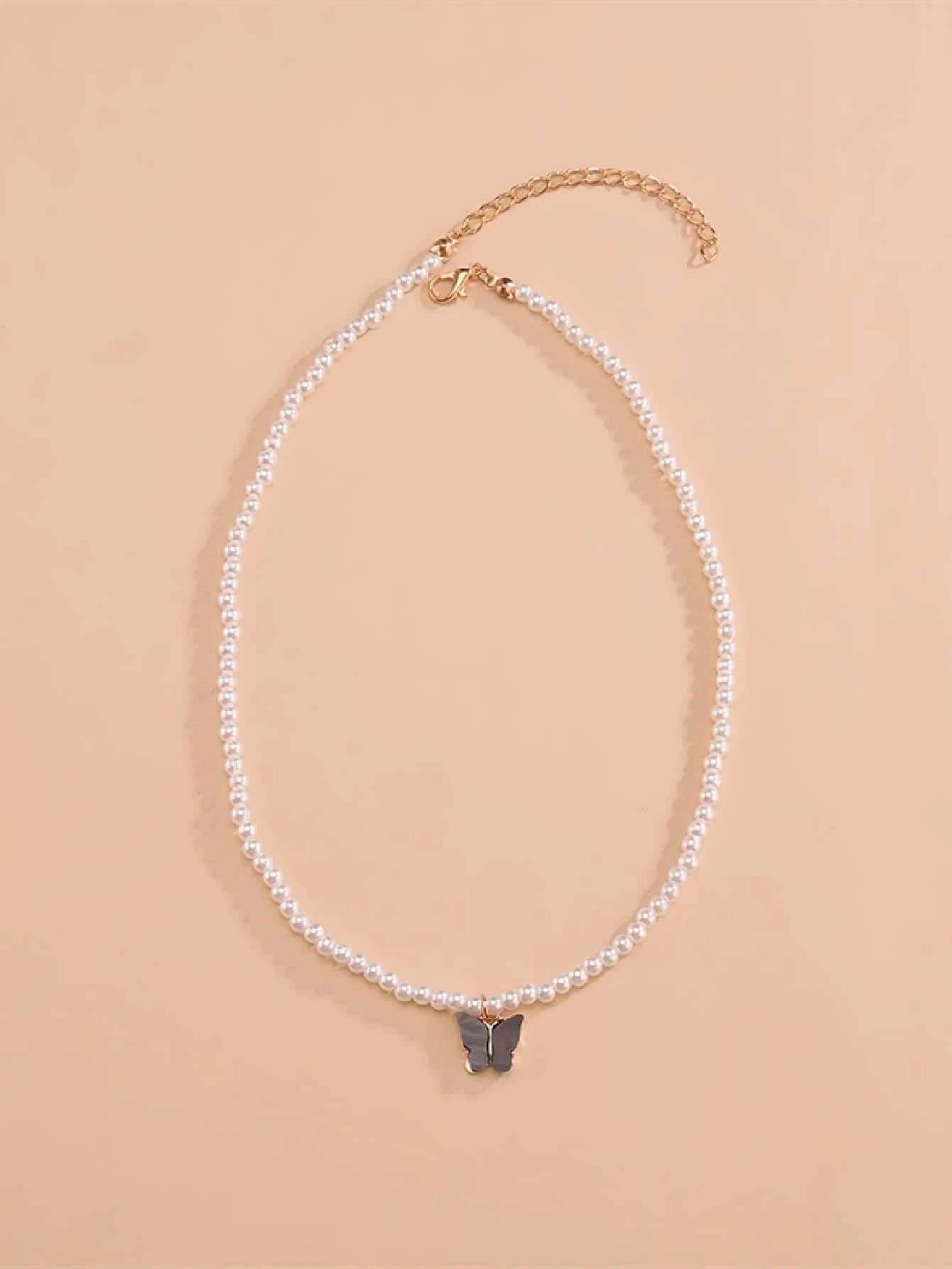 Korean Jewellery Necklace For Girls Simple And Fresh Style Imitation Pearl & Butterfly Shaped Necklace Suitable Jewellery For Girls