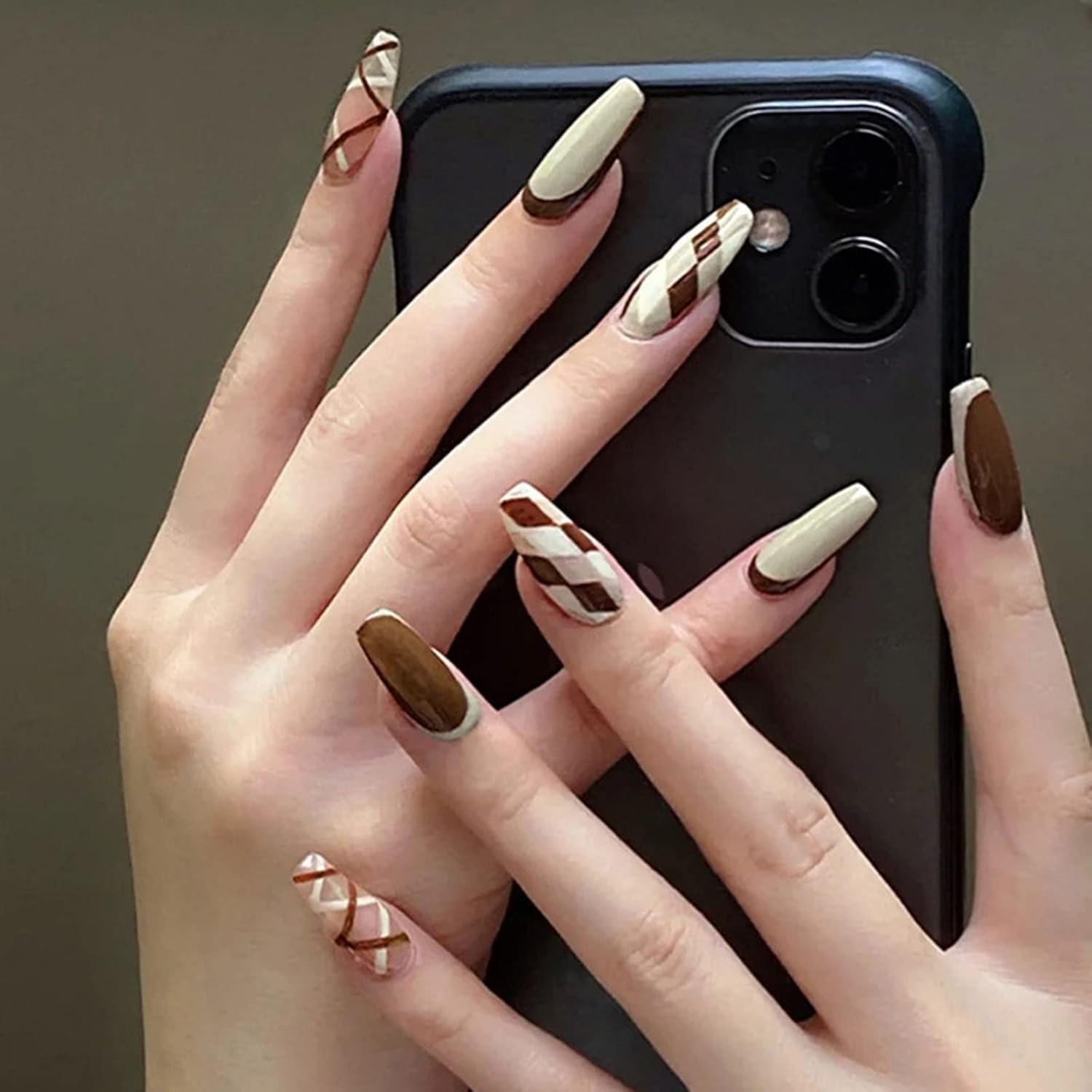 24Pcs Multicolor Long Beautiful Trendy Fake Nails (With Glue) Set For Girls - Wearable Nails Stylish Pattern Long Artificial Nails For Women