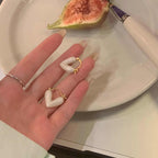 Korean Jewellery 925 Silver Needle New Arrival Love Heart Hoop Earrings For Girls New Elegant Luxury Love Dangle Earring Fashion Simple Drop Jewelry Girls Gift