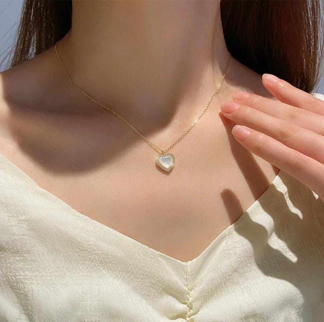Gold Beautiful Crystal Zircon Heart Pendant Necklace Clavicle Chain Korean Jewellery For Girls