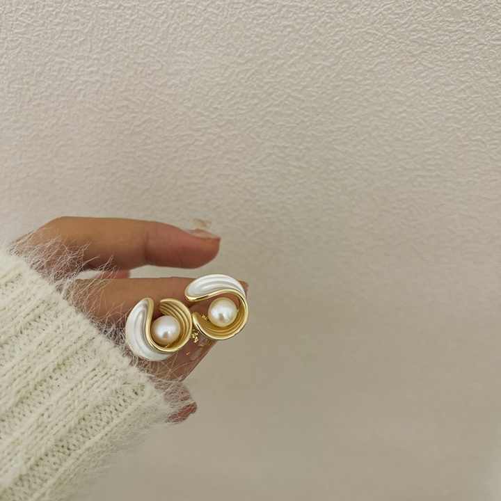 Korean Jewellery Gold & White Elegant Big Fresh Water Pearl Geometric Stud Earrings For Girls | Elegant Jewellery | S925 Needle Earing For All Occasions
