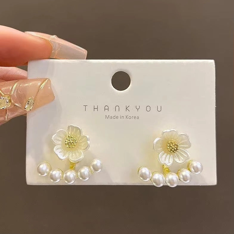 Pair Of White Sun Flower & Pearl Earrings For Girls Fashion Personality Korean Jewellery For Girls - 925 Needle