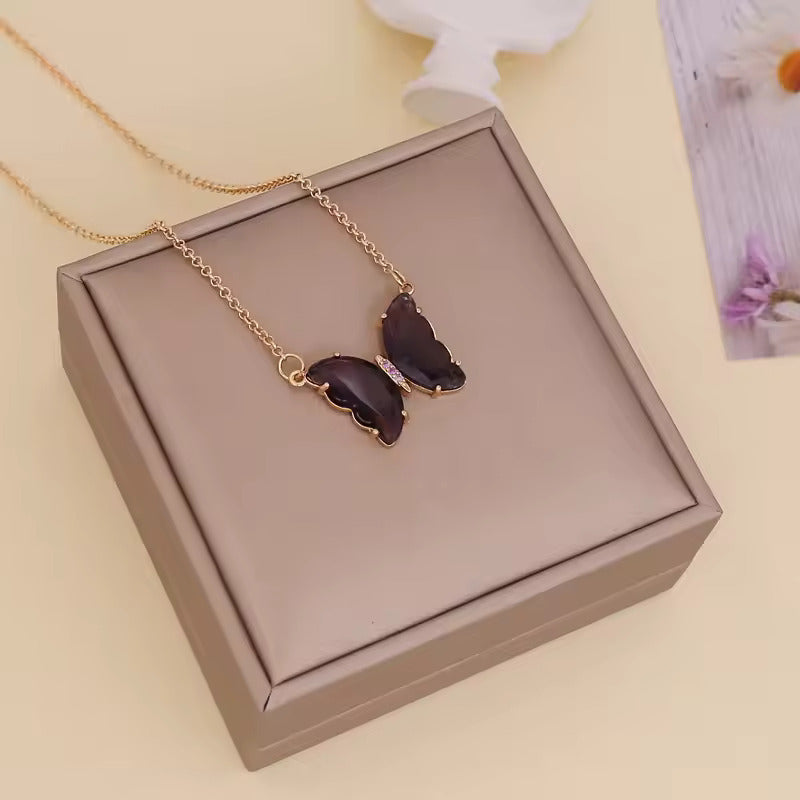 Korean Jewellery Girls Charm Crystal Butterfly Necklace Jewellery For Girls Glamour Female Color Butterfly Pendant Girl Jewelry Stylish