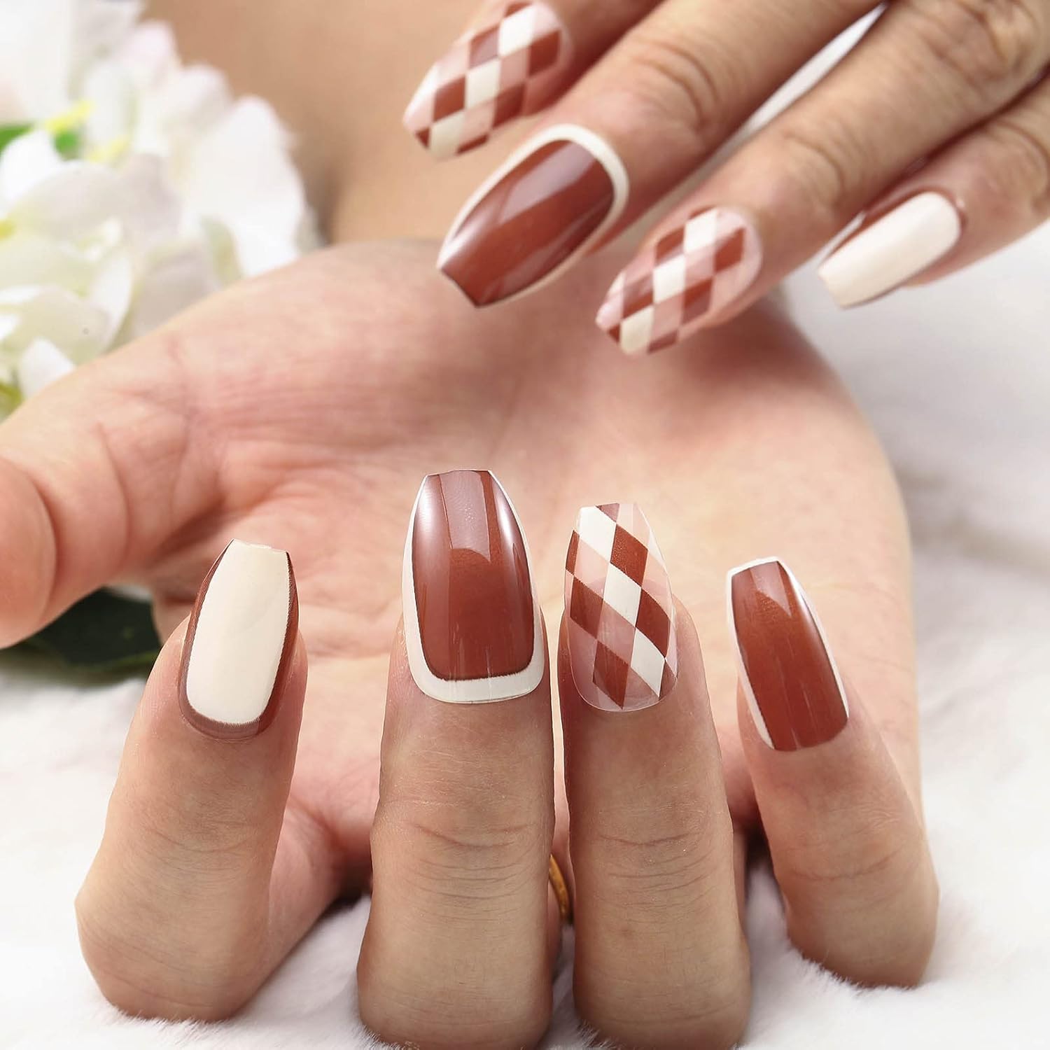 24Pcs Multicolor Long Beautiful Trendy Fake Nails (With Glue) Set For Girls - Wearable Nails Stylish Pattern Long Artificial Nails For Women