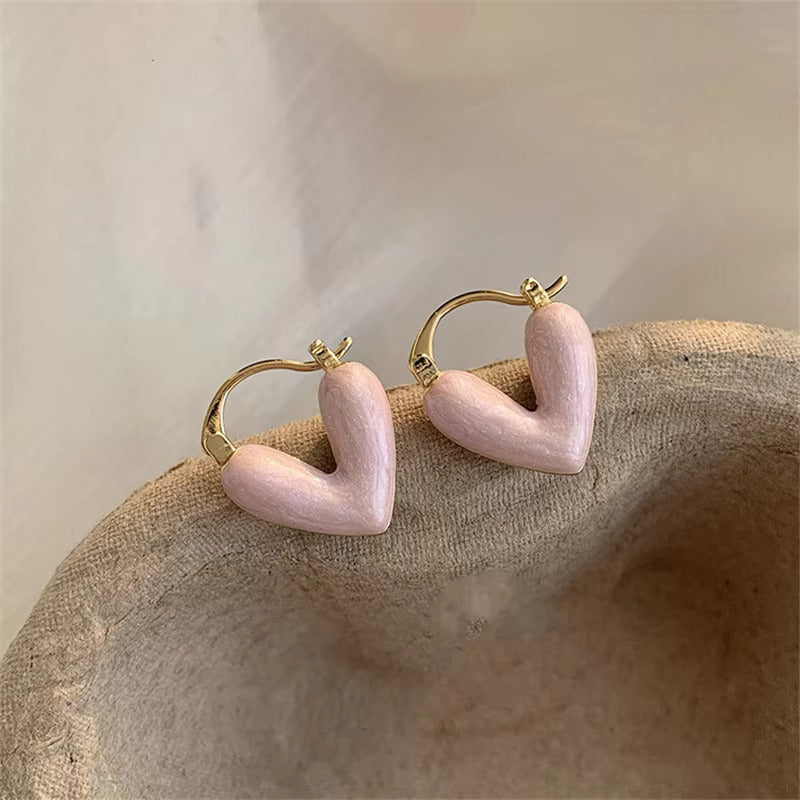 Korean Jewellery 925 Silver Needle New Arrival Love Heart Hoop Earrings For Girls New Elegant Luxury Love Dangle Earring Fashion Simple Drop Jewelry Girls Gift