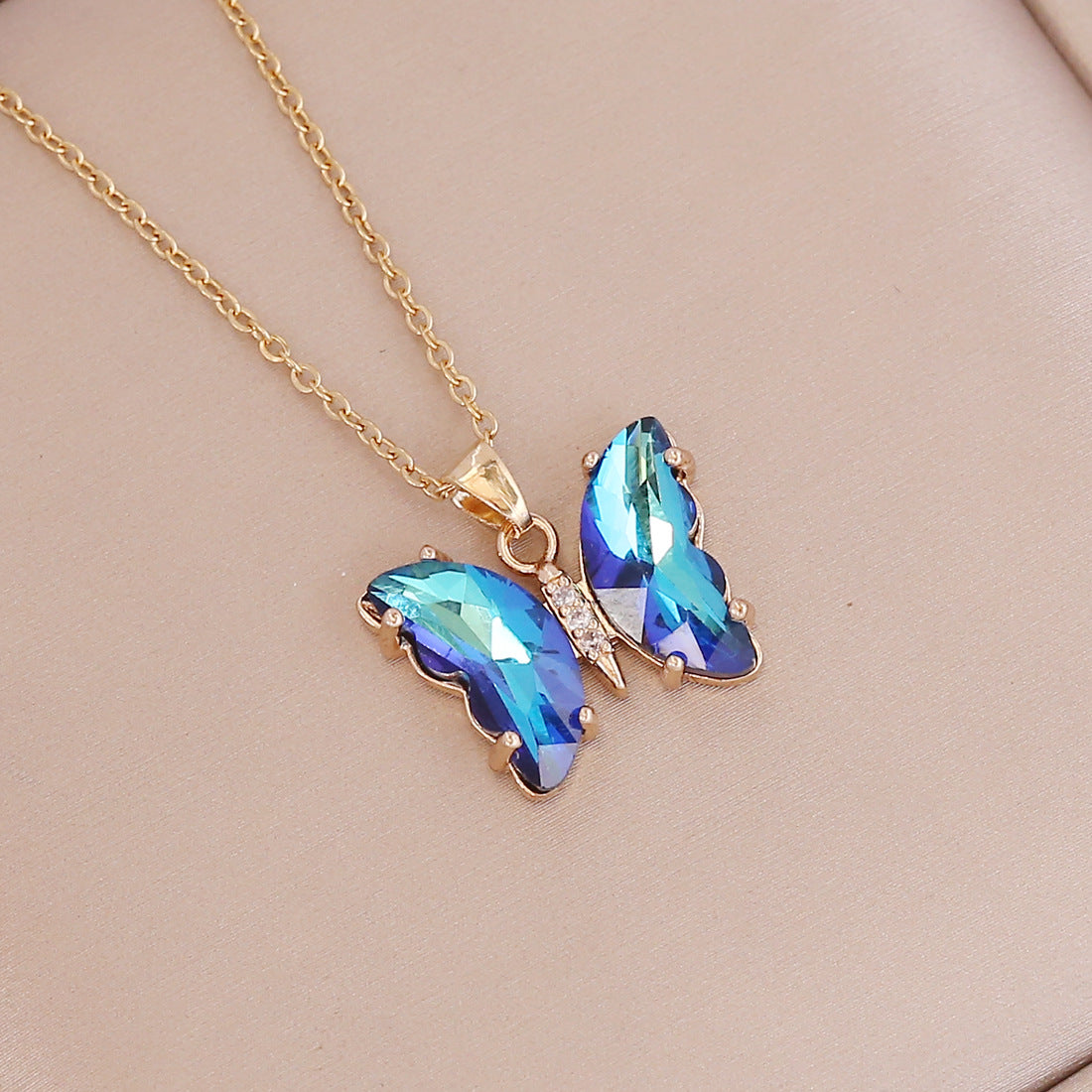 Korean Jewellery Girls Charm Crystal Butterfly Necklace Jewellery For Girls Stylish Jewelry