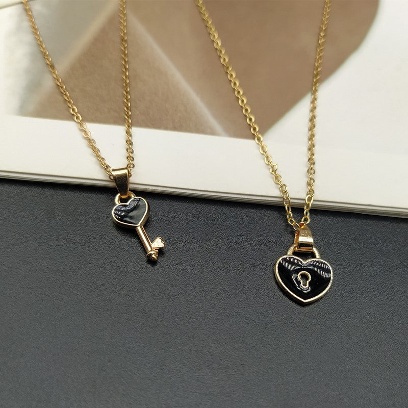 Black 2pcs Korean Jewellery Fashion Love Key Lock Couple Necklace for Girls Stylish - Heart Shaped Key Lock 2PCS Set Jewellery For Girls For Girl